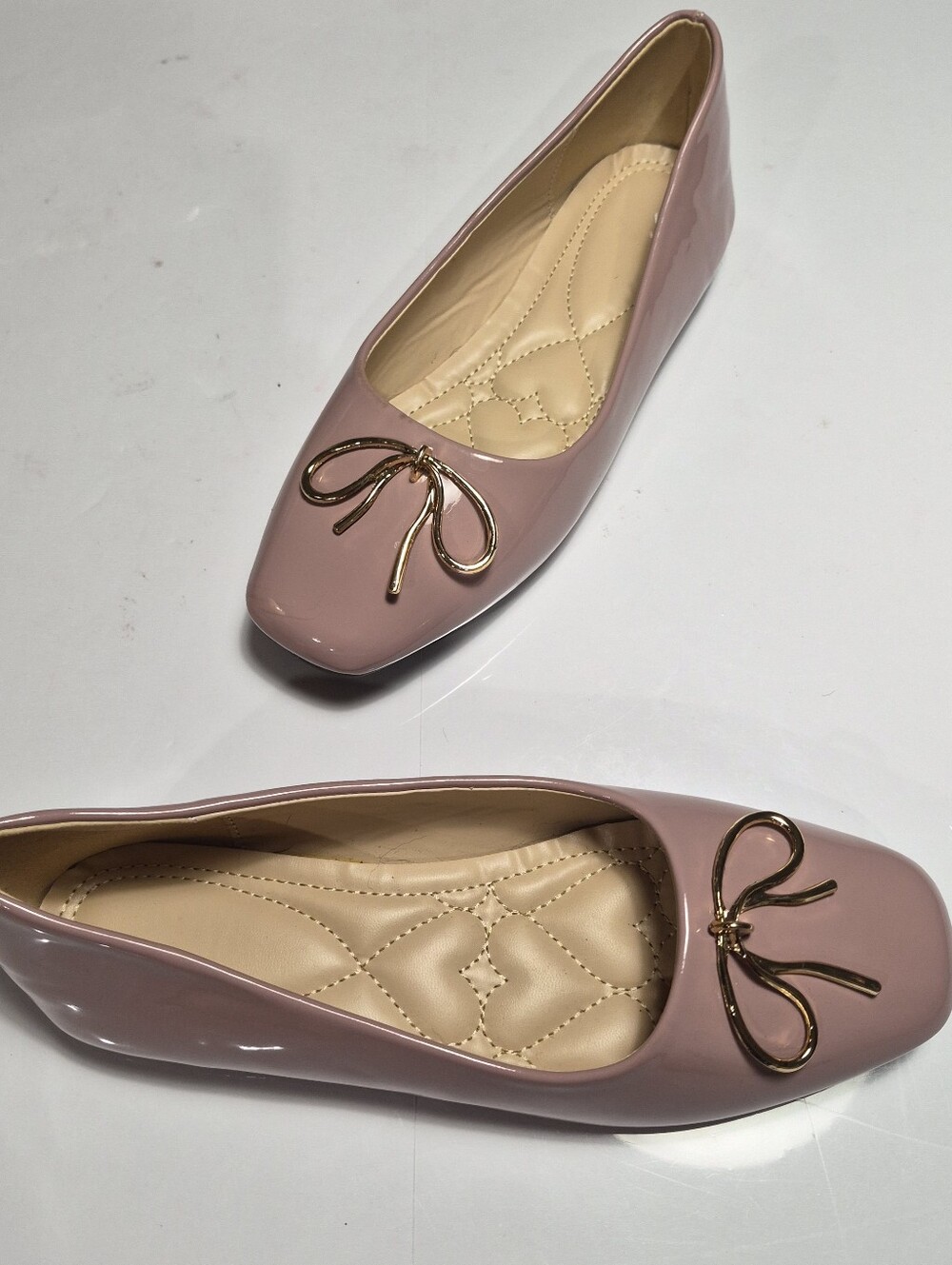 Women’s Pink Patent Ballet Flats with Bow Size 8/9